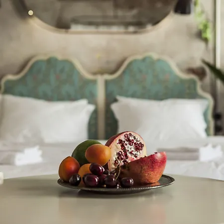 Hotel The Emerald *