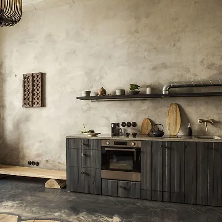 The Emerald Szálloda *