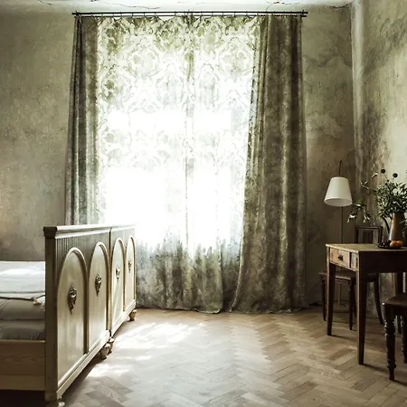 Szálloda The Emerald *