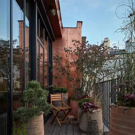 The Emerald Szálloda