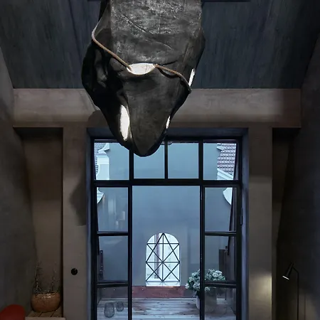 The Emerald Szálloda