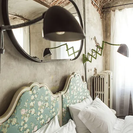 Hotell The Emerald *