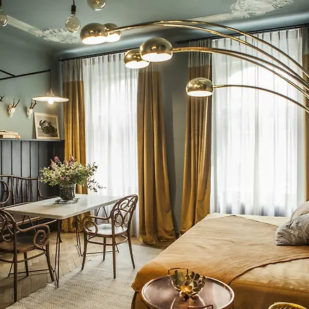 The Emerald Apartman